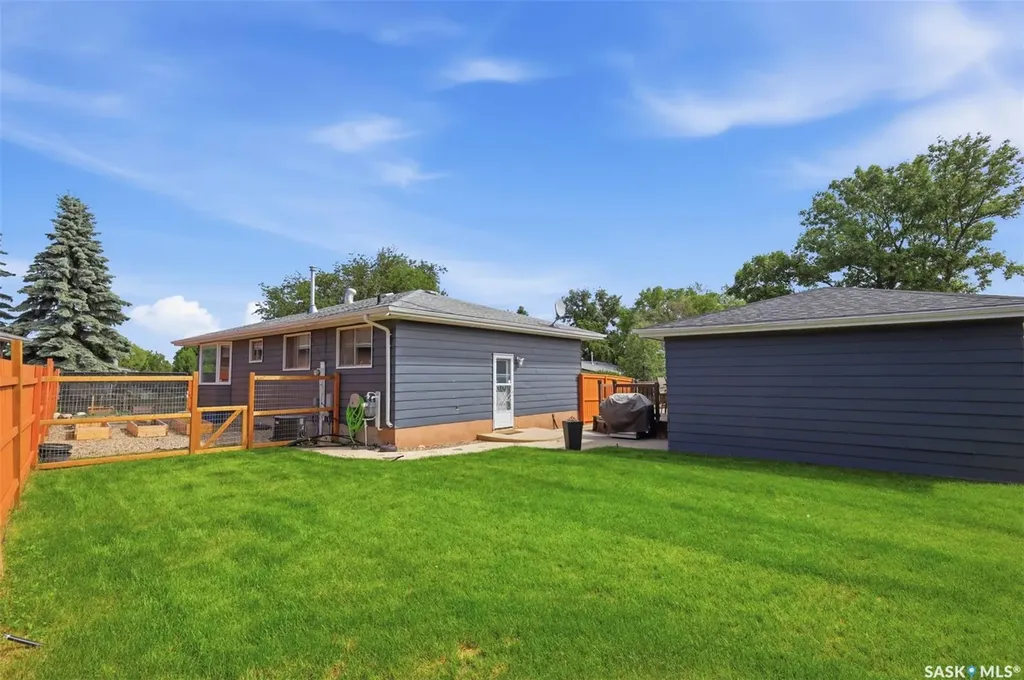 103 Appleby Drive Saskatoon SK S7M 4B4