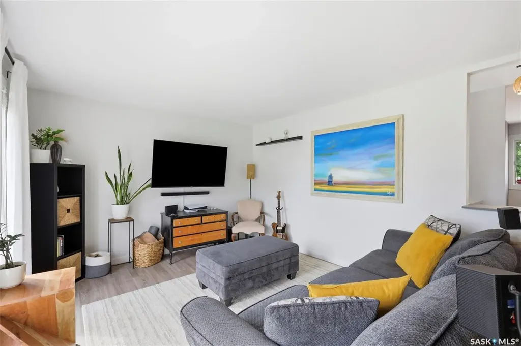 103 Appleby Drive Saskatoon SK S7M 4B4