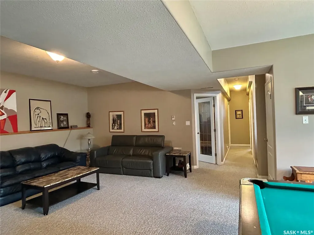 71 Longpre Crescent Prince Albert SK S6X 1C6