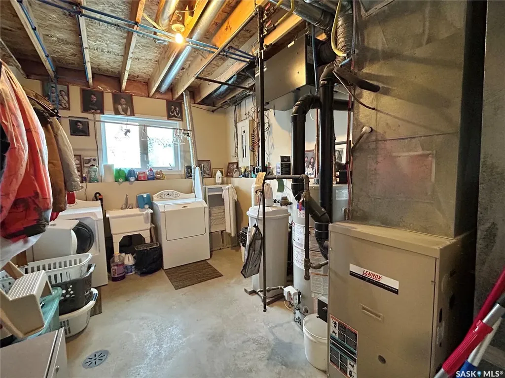 71 Longpre Crescent Prince Albert SK S6X 1C6