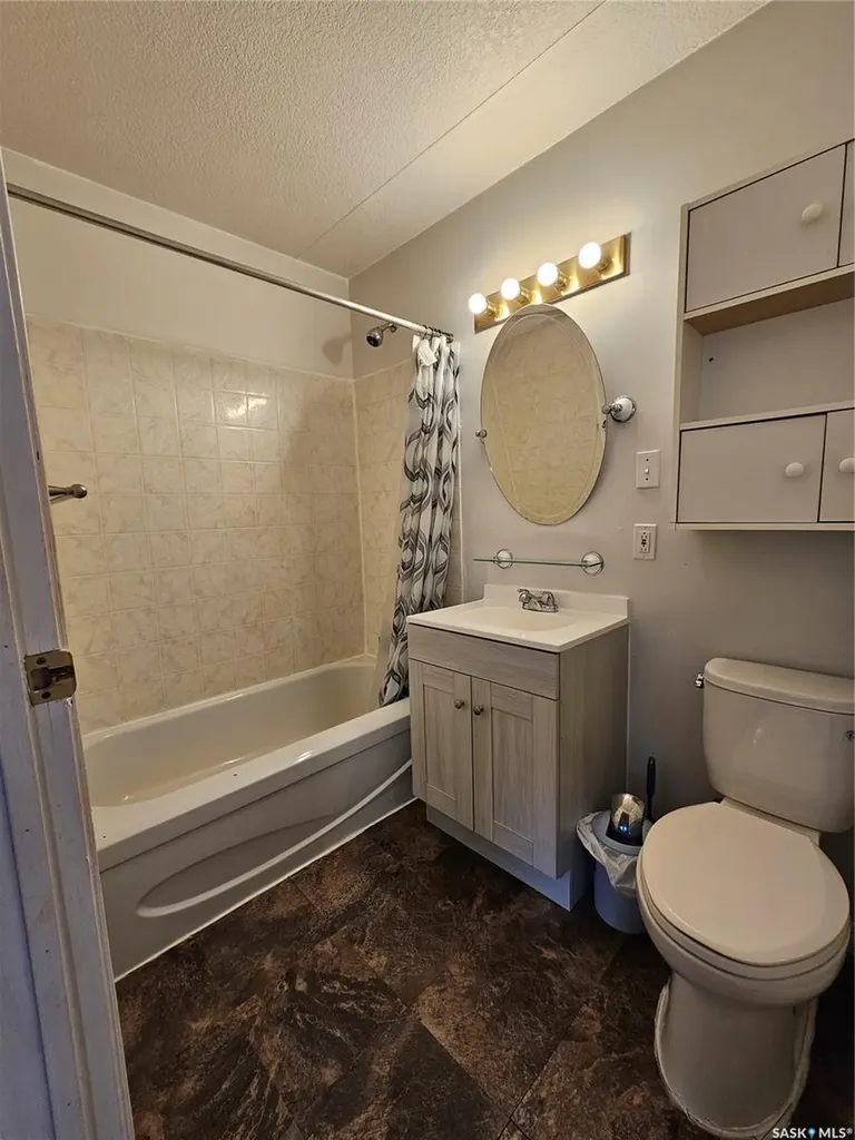 13 Zulynik Place Kivimaa-moonlight Bay SK S0M 0Y0