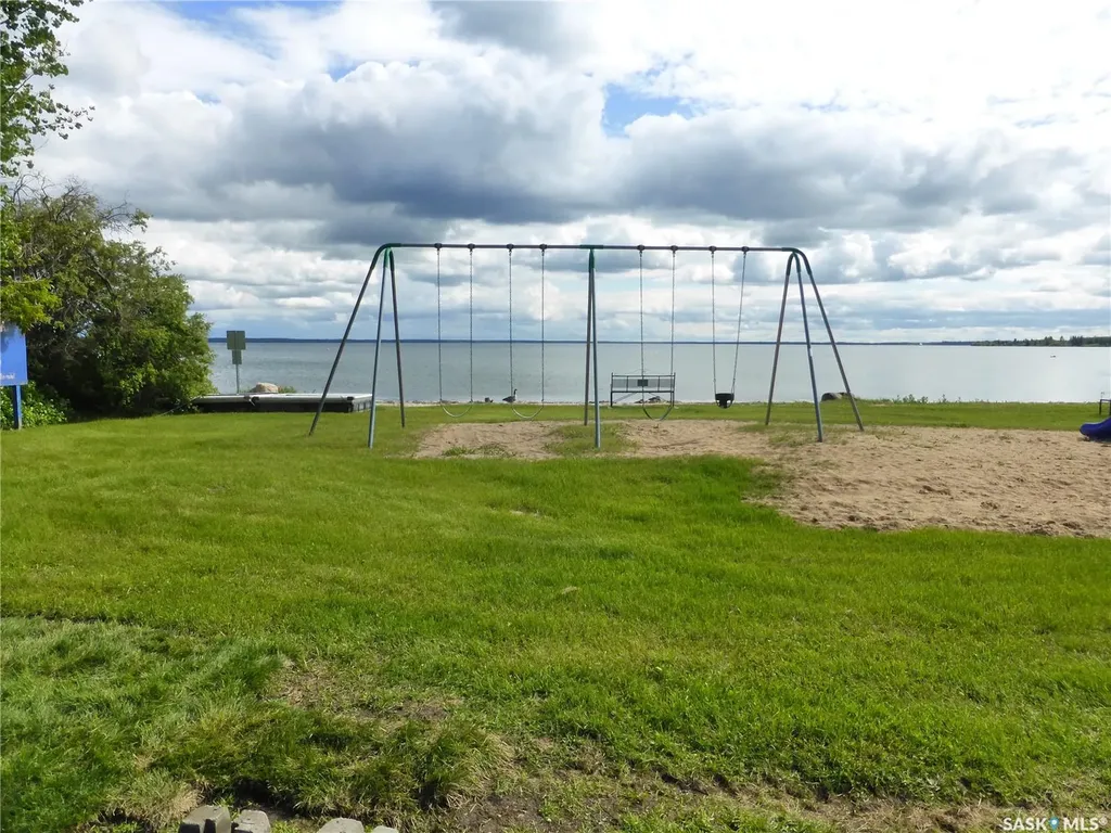 5 Lakeshore Drive Kivimaa-moonlight Bay SK S0M 1J0