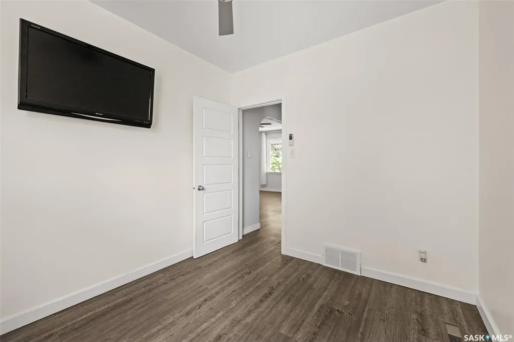 2167 Lindsay Street Regina SK S4N 3C1