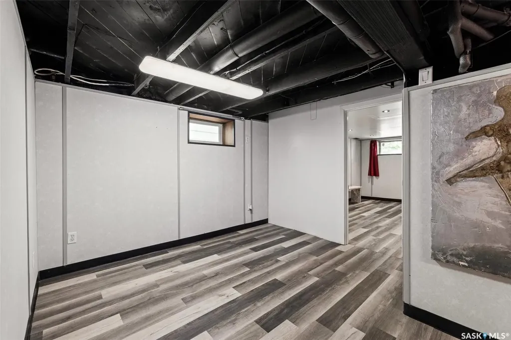 2167 Lindsay Street Regina SK S4N 3C1