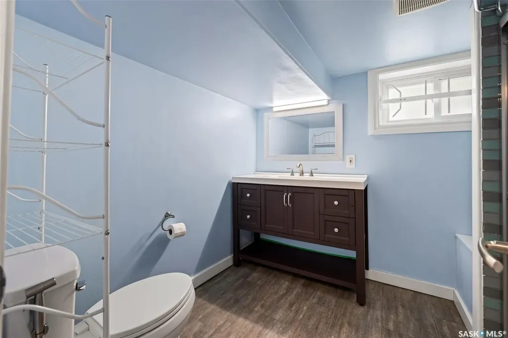 2167 Lindsay Street Regina SK S4N 3C1