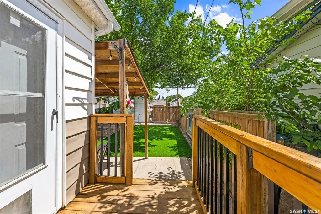 2167 Lindsay Street Regina SK S4N 3C1