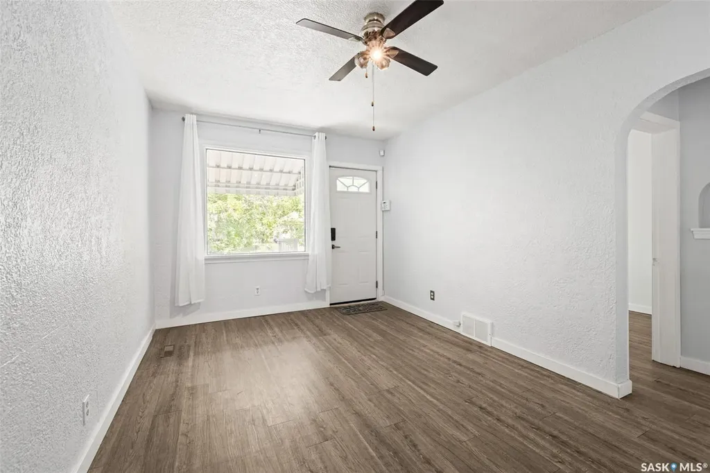 2167 Lindsay Street Regina SK S4N 3C1