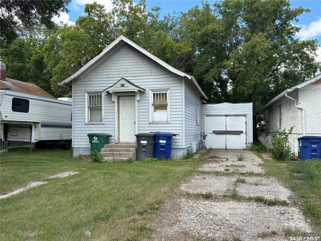 115 L Avenue S Saskatoon SK S7M 2G9