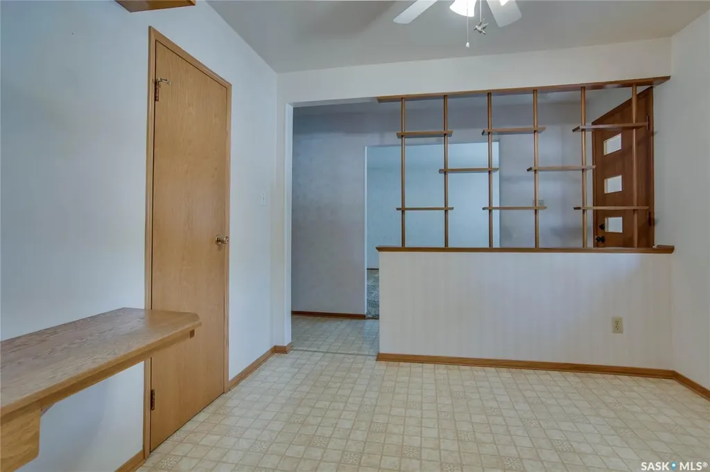 1701 Prince Of Wales Avenue Saskatoon SK S7K 3E6