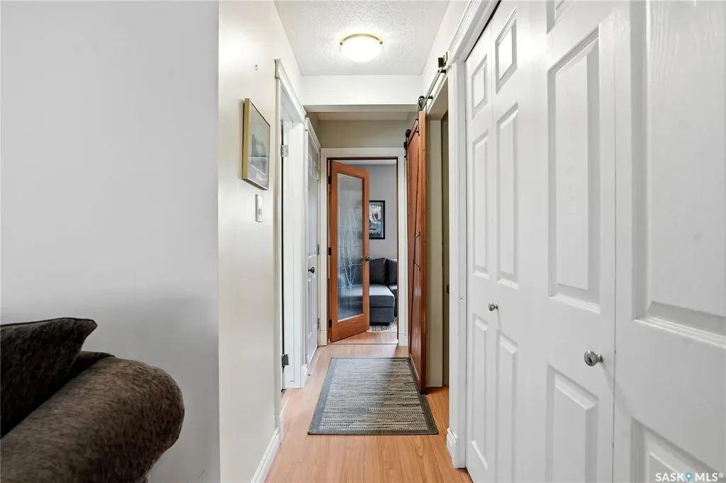 21 Neilson Crescent Saskatoon SK S7H 3N4