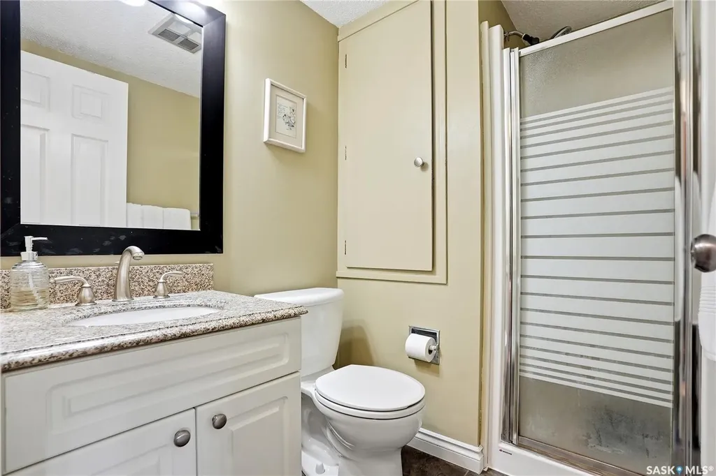 21 Neilson Crescent Saskatoon SK S7H 3N4