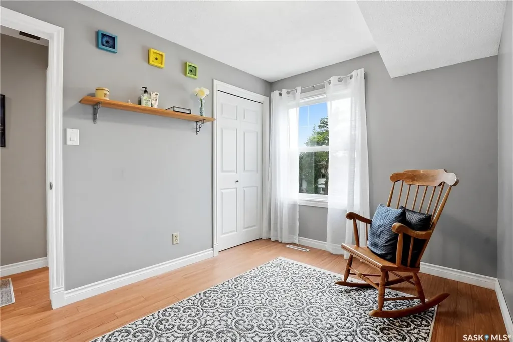 21 Neilson Crescent Saskatoon SK S7H 3N4