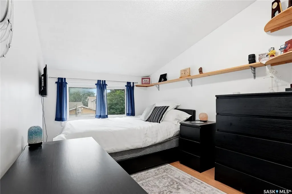 21 Neilson Crescent Saskatoon SK S7H 3N4