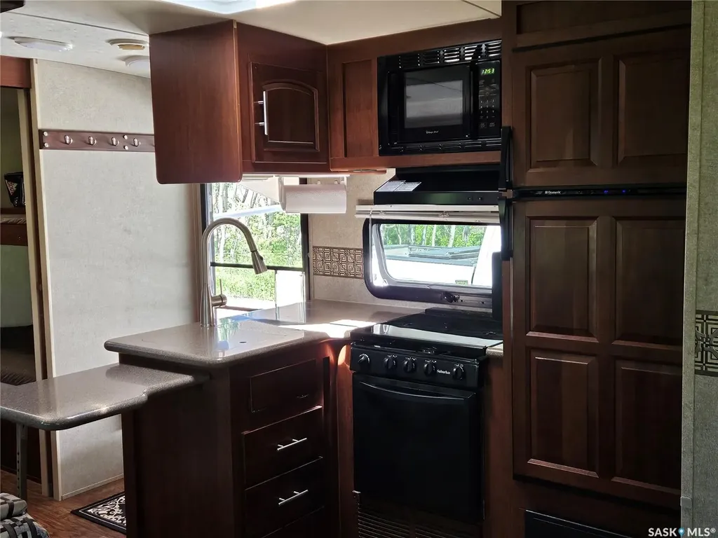 402 Aspen Street Lake Lenore Rm No. 399 SK S0K 2J0