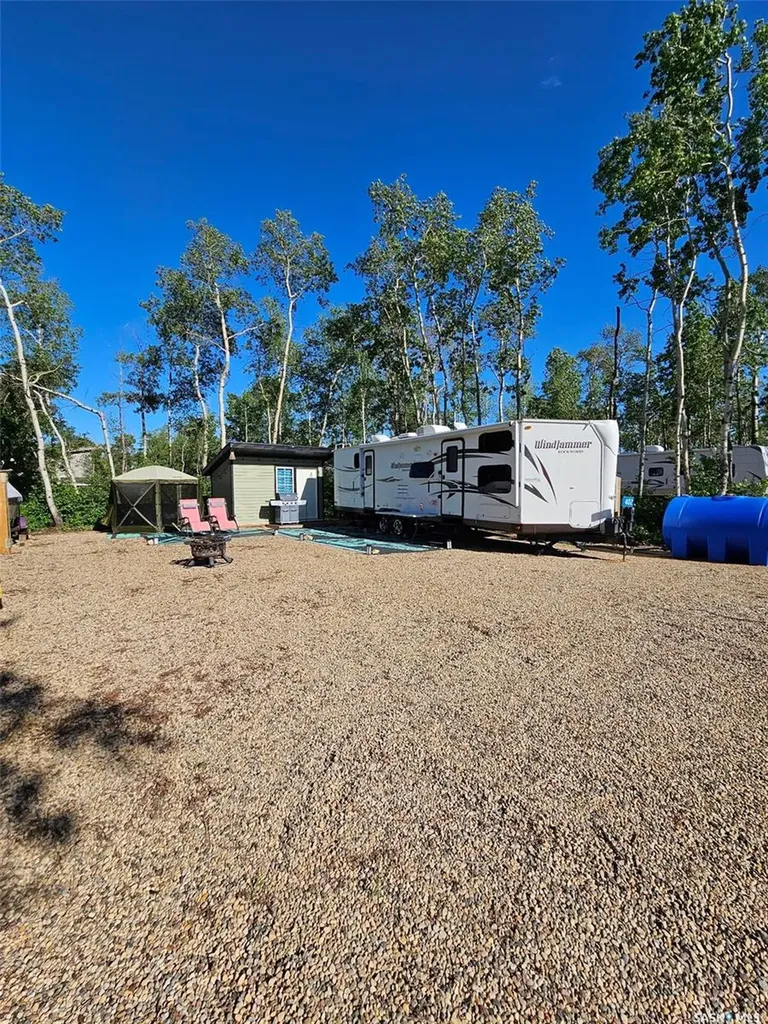 402 Aspen Street Lake Lenore Rm No. 399 SK S0K 2J0