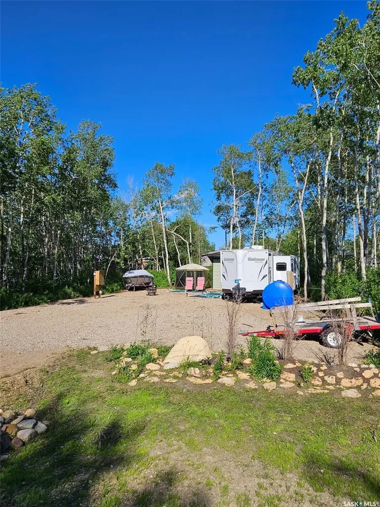 402 Aspen Street Lake Lenore Rm No. 399 SK S0K 2J0