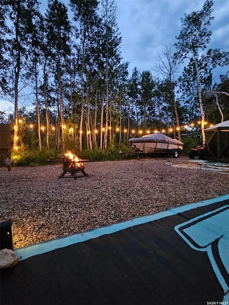 402 Aspen Street Lake Lenore Rm No. 399 SK S0K 2J0