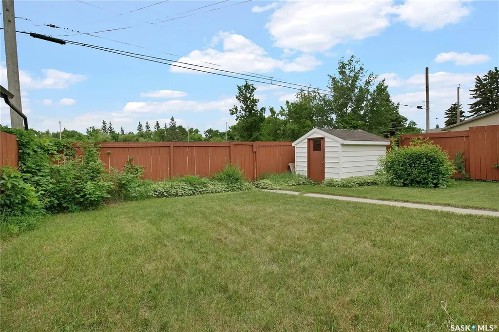 84 Rita Crescent Saskatoon SK S7N 2L5