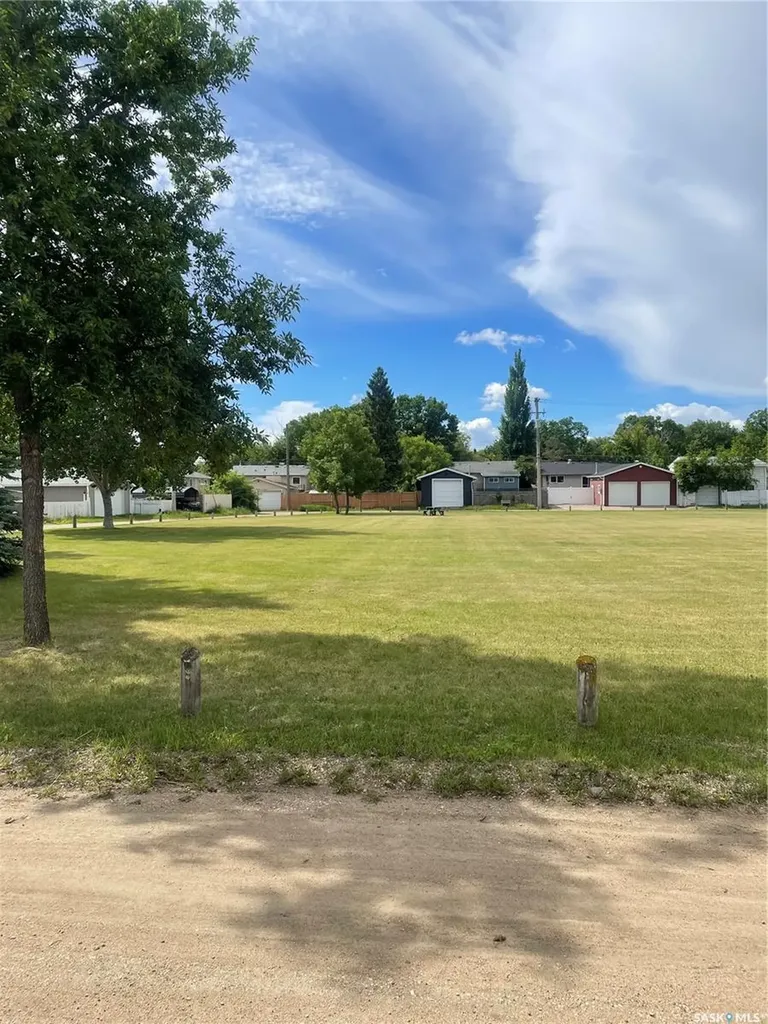84 Rita Crescent Saskatoon SK S7N 2L5