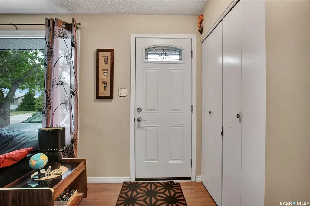 84 Rita Crescent Saskatoon SK S7N 2L5