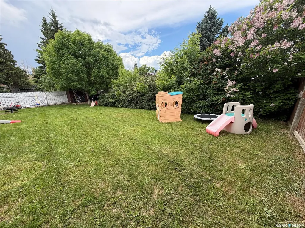 1801 Centennial Crescent North Battleford SK S9A 3J2