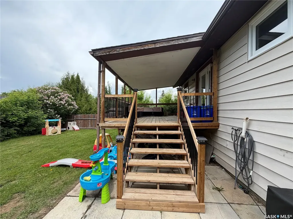 1801 Centennial Crescent North Battleford SK S9A 3J2