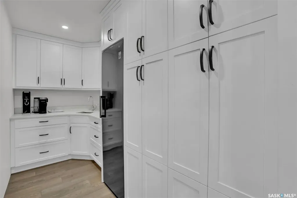 67 Cowburn Crescent Regina SK S4S 5R8