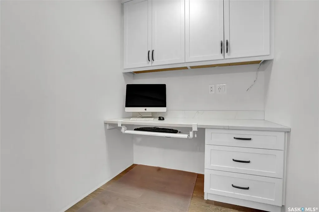 67 Cowburn Crescent Regina SK S4S 5R8