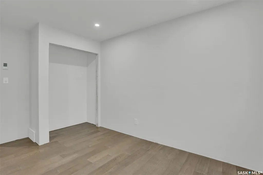 67 Cowburn Crescent Regina SK S4S 5R8