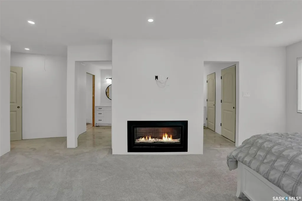 67 Cowburn Crescent Regina SK S4S 5R8