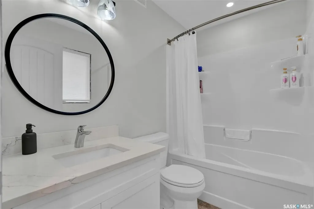 67 Cowburn Crescent Regina SK S4S 5R8