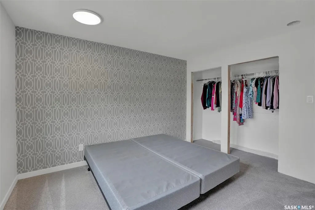 67 Cowburn Crescent Regina SK S4S 5R8