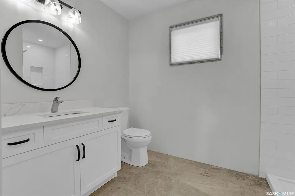 67 Cowburn Crescent Regina SK S4S 5R8