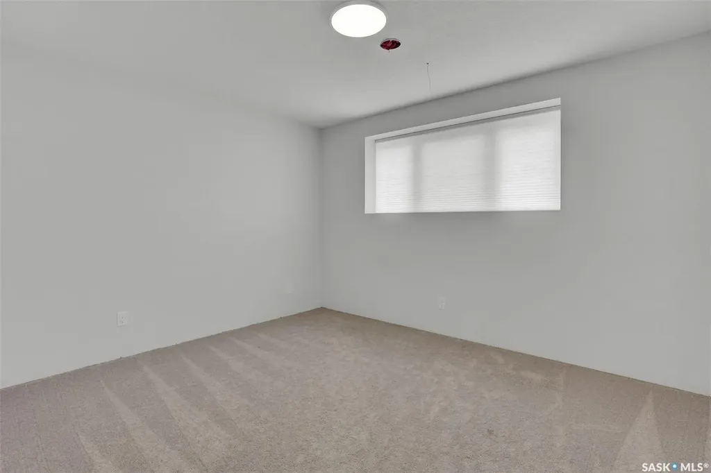 67 Cowburn Crescent Regina SK S4S 5R8