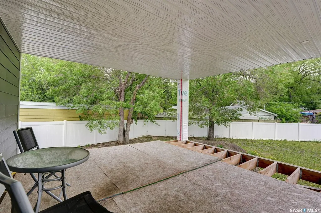 67 Cowburn Crescent Regina SK S4S 5R8
