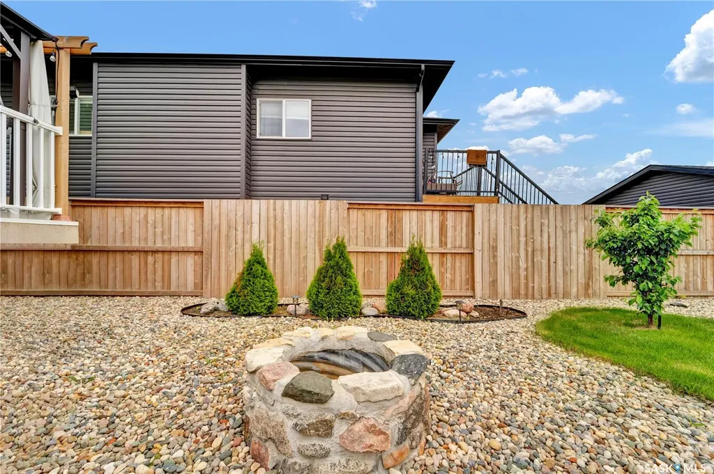 419 Ells Way Saskatoon SK S7L 6K8