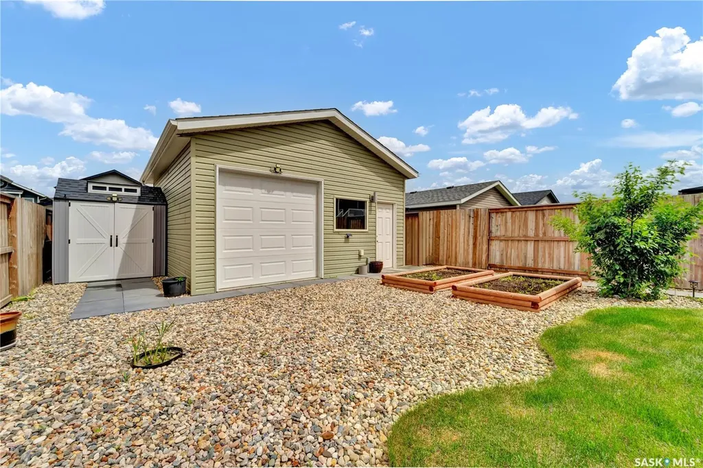 419 Ells Way Saskatoon SK S7L 6K8