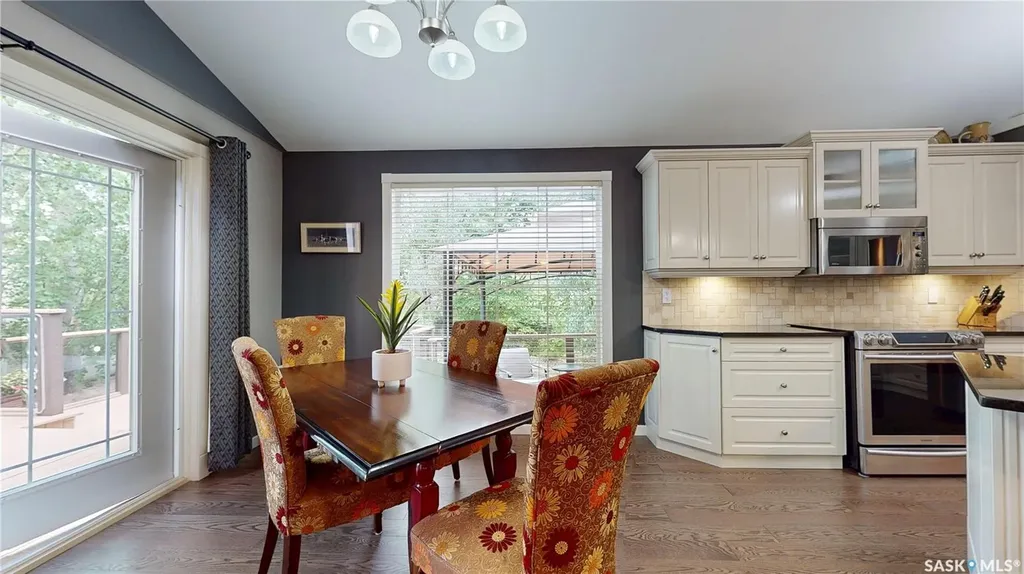 1347 Hleck Place N Regina SK S4X 4R2