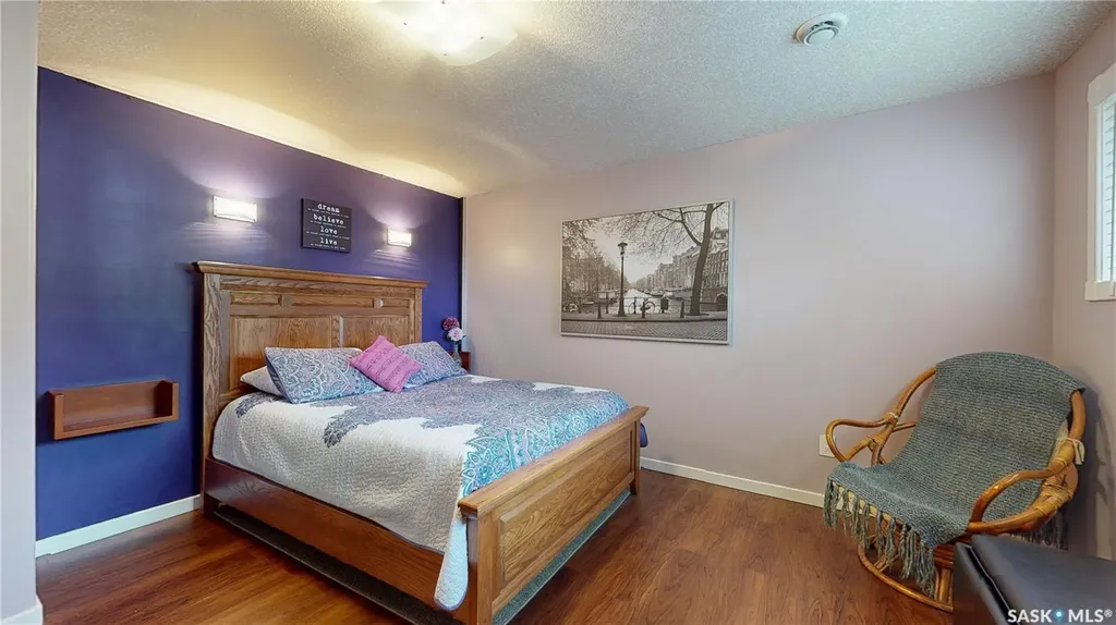 1347 Hleck Place N Regina SK S4X 4R2