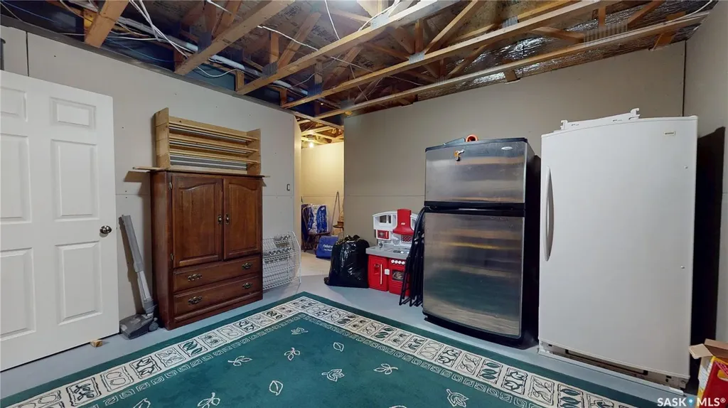 1347 Hleck Place N Regina SK S4X 4R2