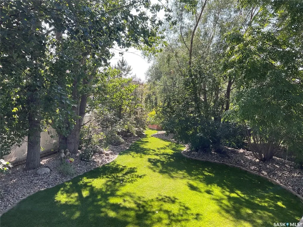 1347 Hleck Place N Regina SK S4X 4R2