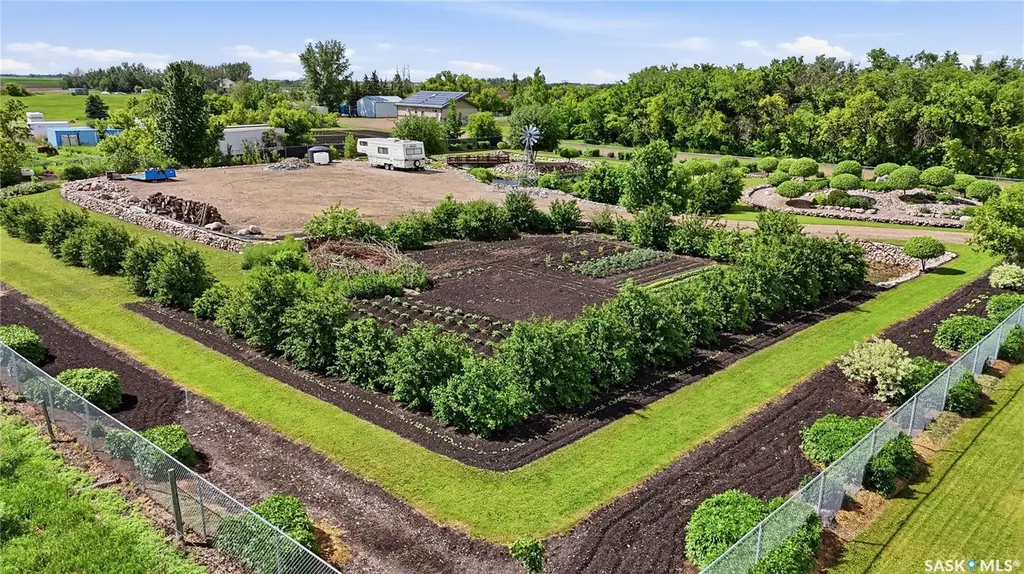 207 4th Street S Dalmeny SK S0K 1E0