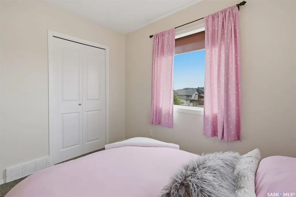 1358 Denham Crescent Saskatoon SK S7R 0B1