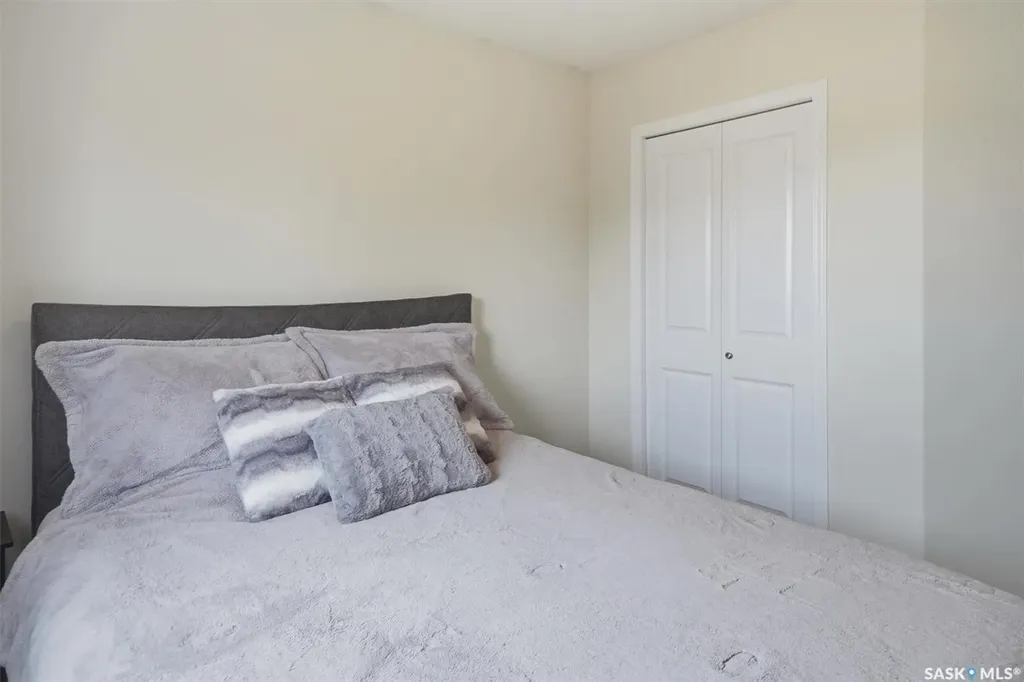 1358 Denham Crescent Saskatoon SK S7R 0B1