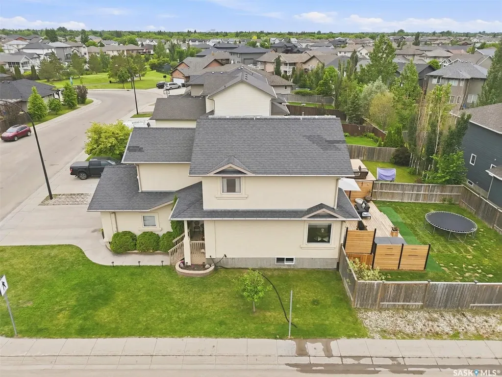 1358 Denham Crescent Saskatoon SK S7R 0B1