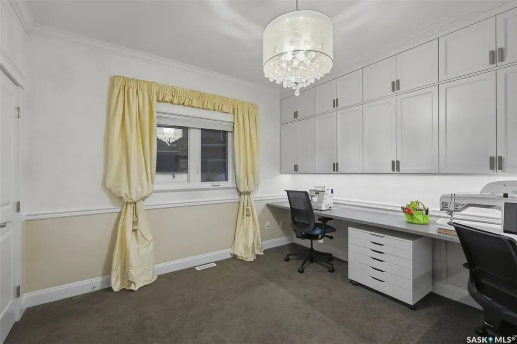 431 Paton Place Saskatoon SK S7W 0B8