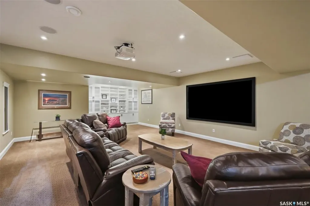 431 Paton Place Saskatoon SK S7W 0B8