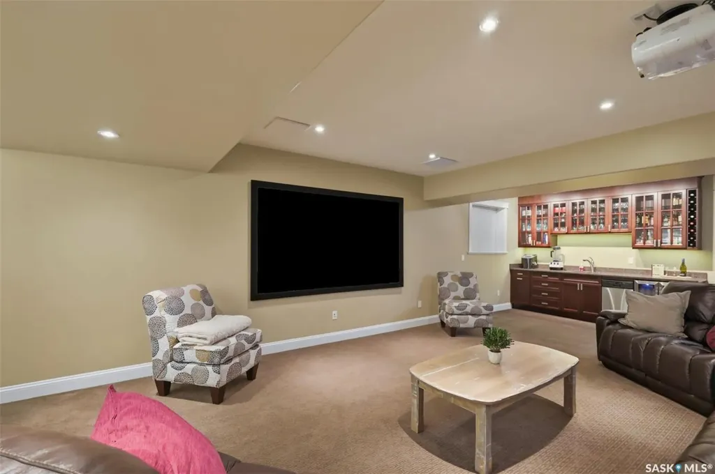 431 Paton Place Saskatoon SK S7W 0B8