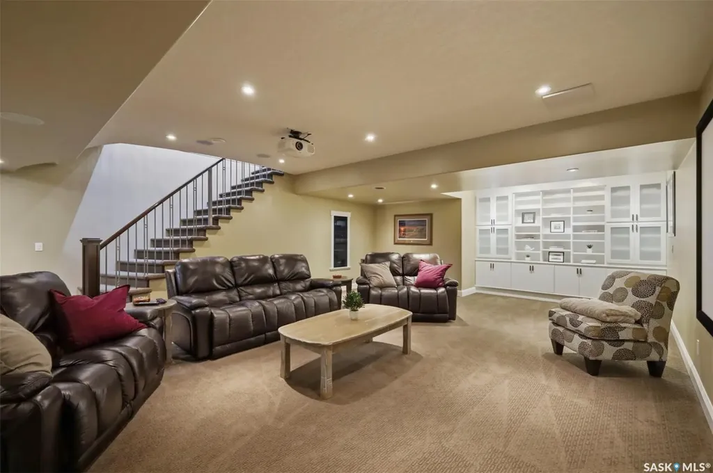 431 Paton Place Saskatoon SK S7W 0B8