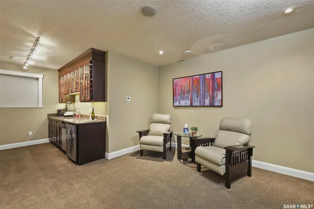 431 Paton Place Saskatoon SK S7W 0B8